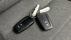 Toyota Corolla 2.0 VVT-i Hybrid Design 5dr CVT Hybrid Hatchback